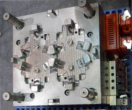 塑膠模具制作時重要的事項(xiàng)我們應(yīng)該注意